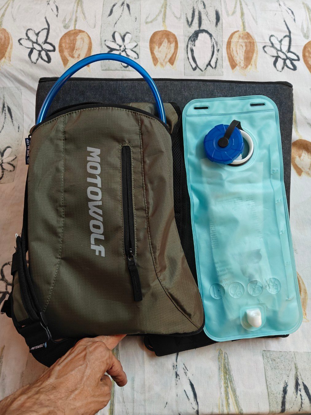Motowolf hydration bladder  - image 1