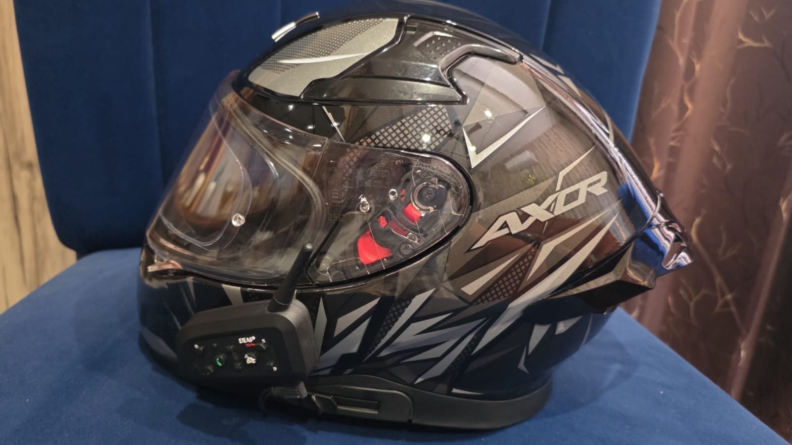 Axor Apex Hunter Helmet XL  2