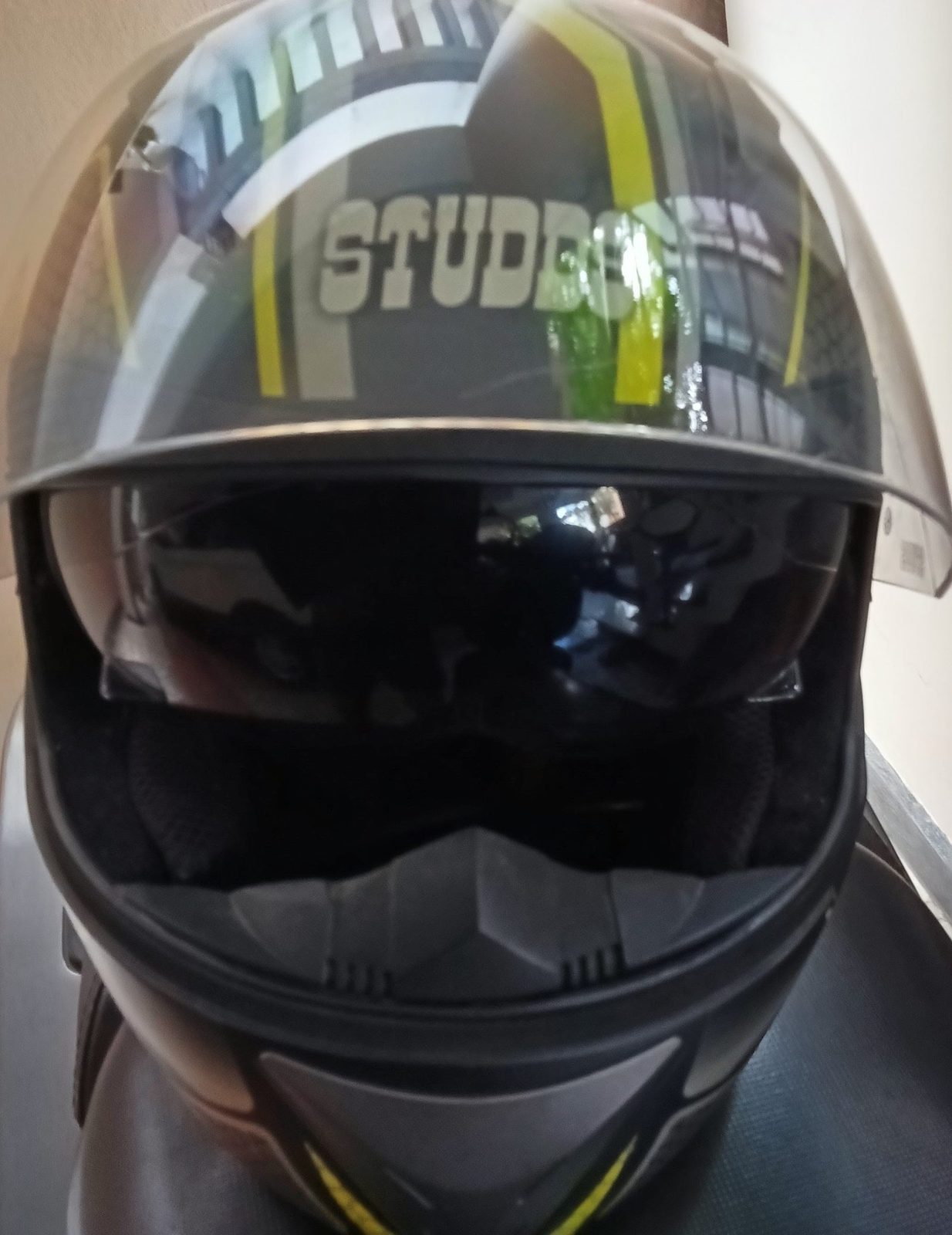 Studds helmet  3