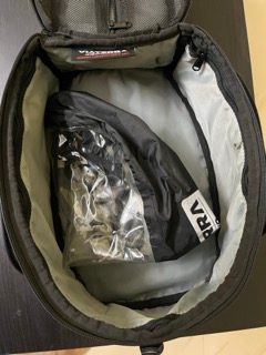 Viaterra Fly-Magnetic Tank Bag 18 Litres  2