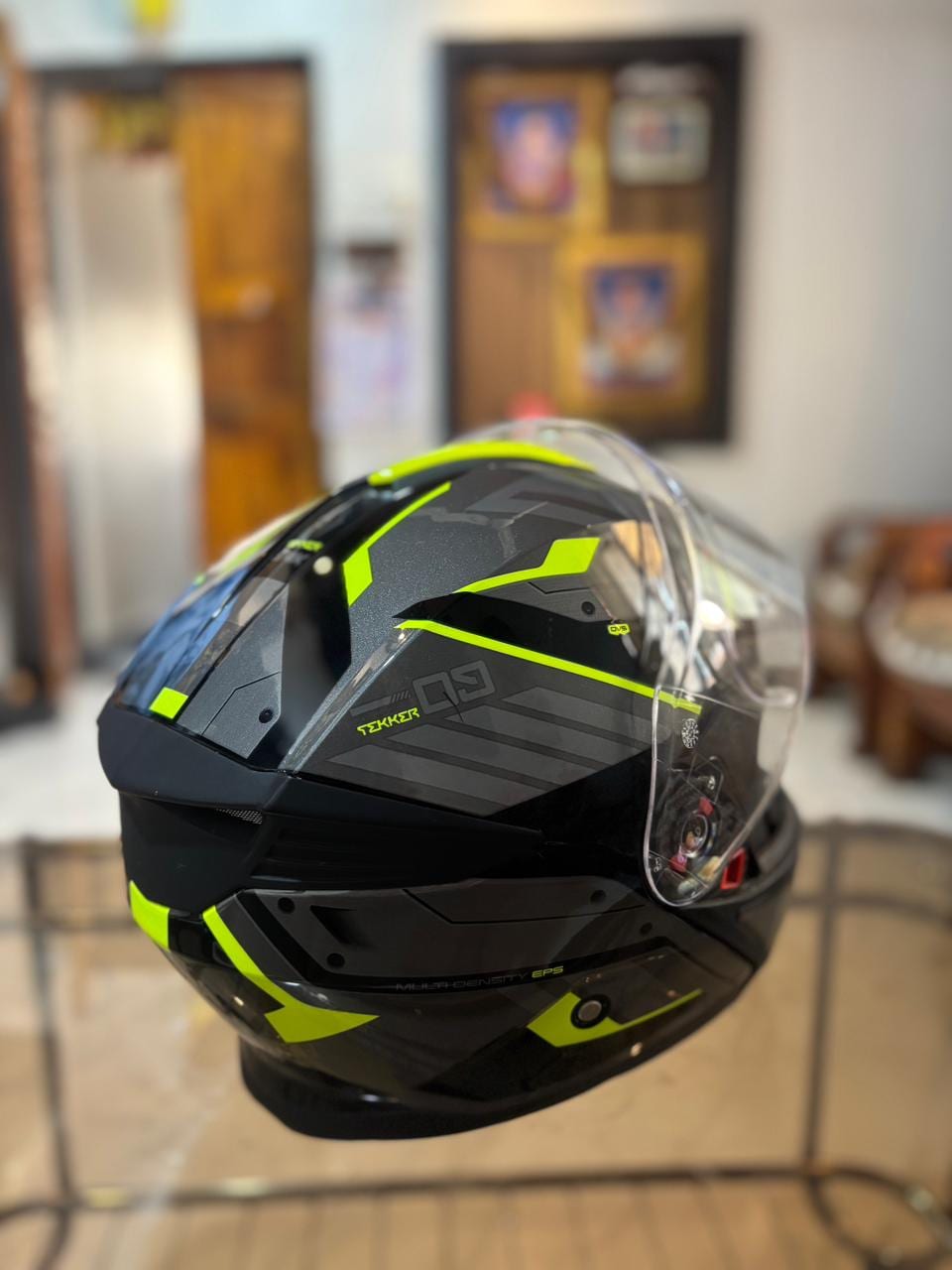 SMK Gullwing model helmet  3
