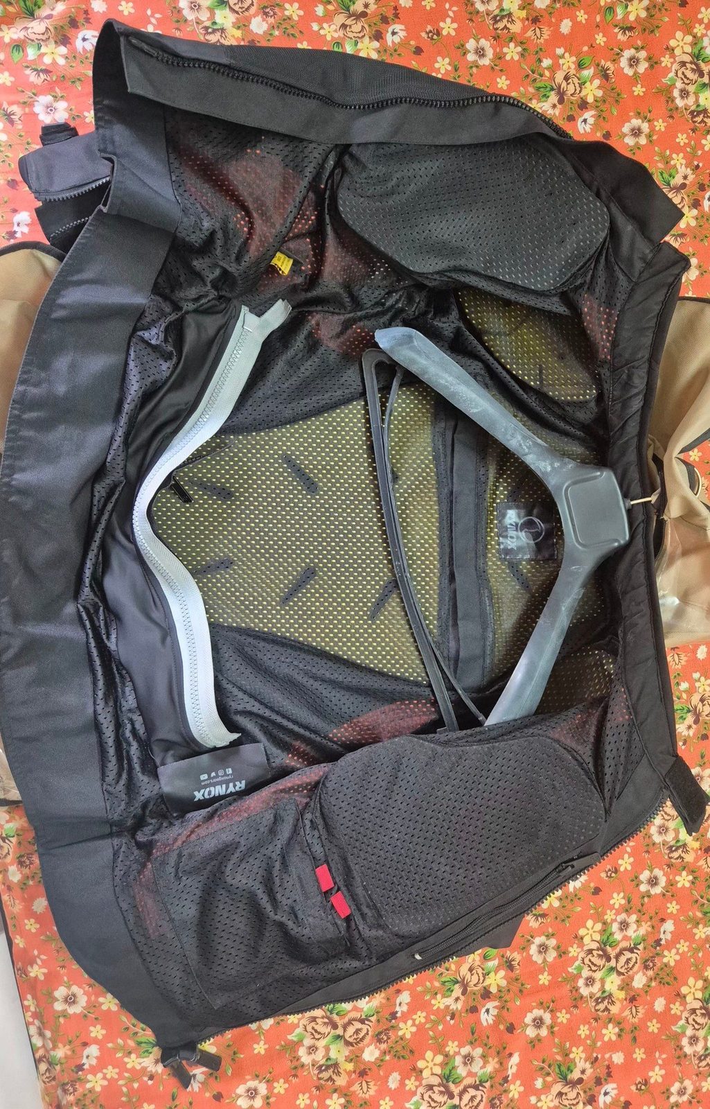 rynox tornado pro 4 riding jacket  3